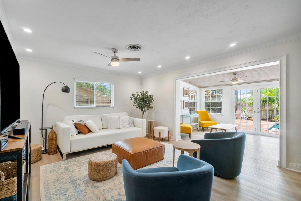 Holiday home Chic Coastal - Heated Pool Per Request, Near Pga & Everything! *